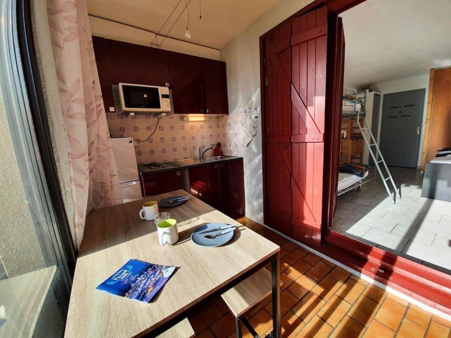 Studio De 23 M2 Avec Jardinet 400M De La Plage Le Barcarès Zewnętrze zdjęcie